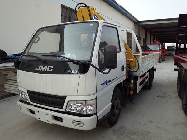 國(guó)五江鈴徐工2噸折臂隨車吊