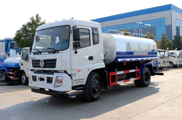 常見東風(fēng)12噸綠化噴灑車廠家灑水車報(bào)價(jià)
