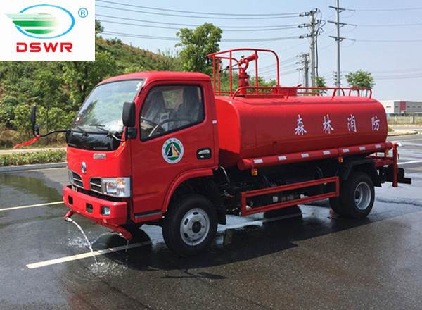 東風(fēng)福瑞卡灑水車改成普通消防車