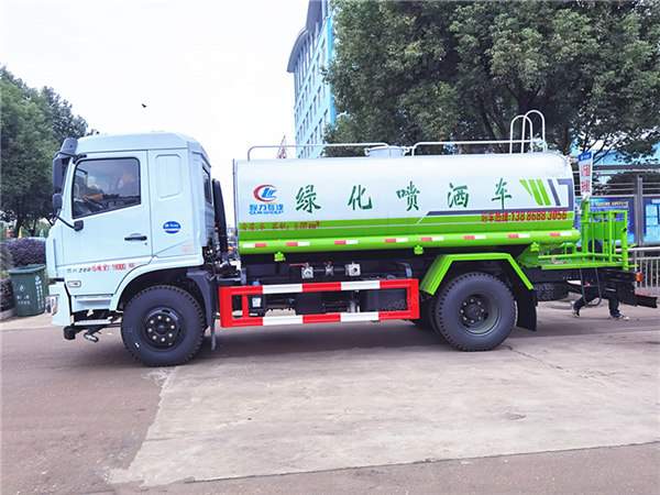 12噸灑水車多少錢，12噸灑水車包月出租要多少錢