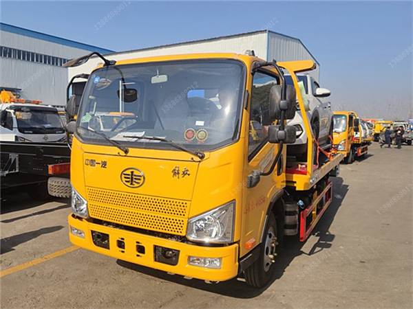 解放J6F藍(lán)牌一拖二清障車