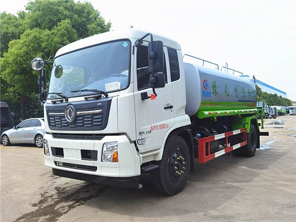 東風(fēng)天錦灑水霧炮車(chē)