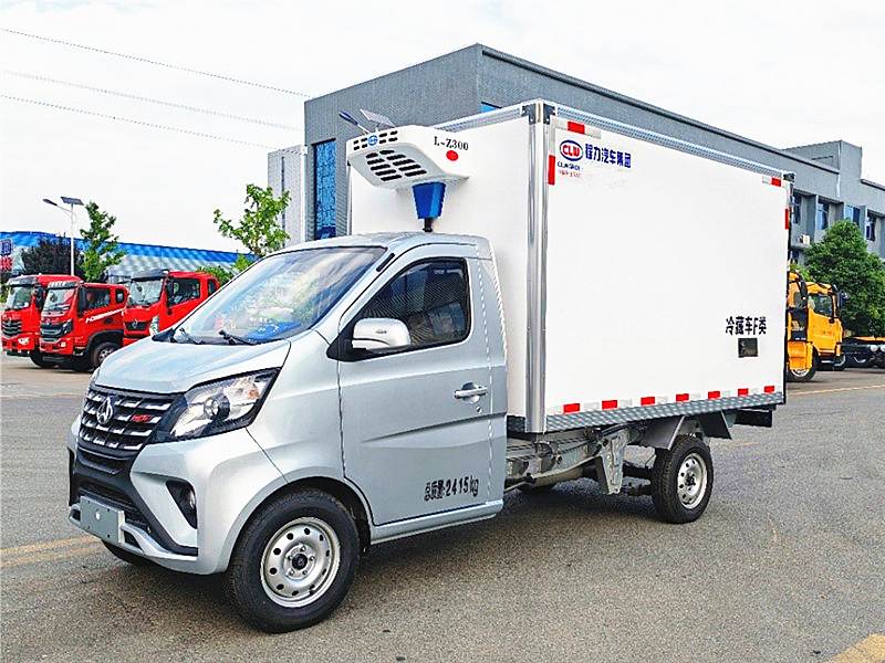 長(zhǎng)安藍(lán)牌國(guó)六冷藏車