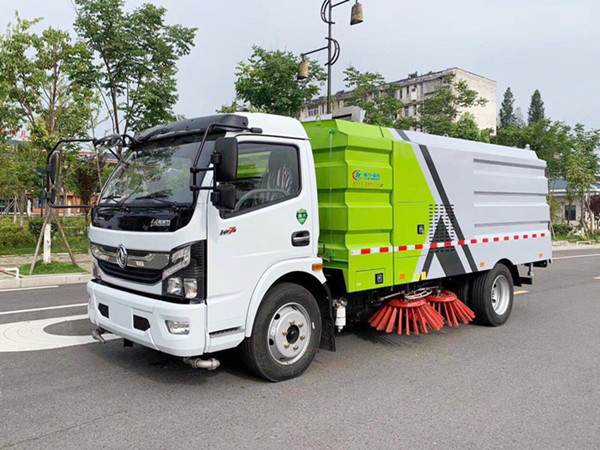 東風(fēng)凱普特8方國六掃路車