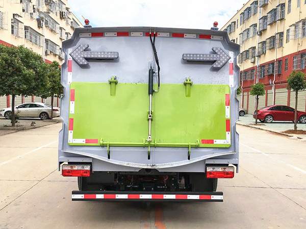 東風(fēng)途逸國六汽油3方掃路車