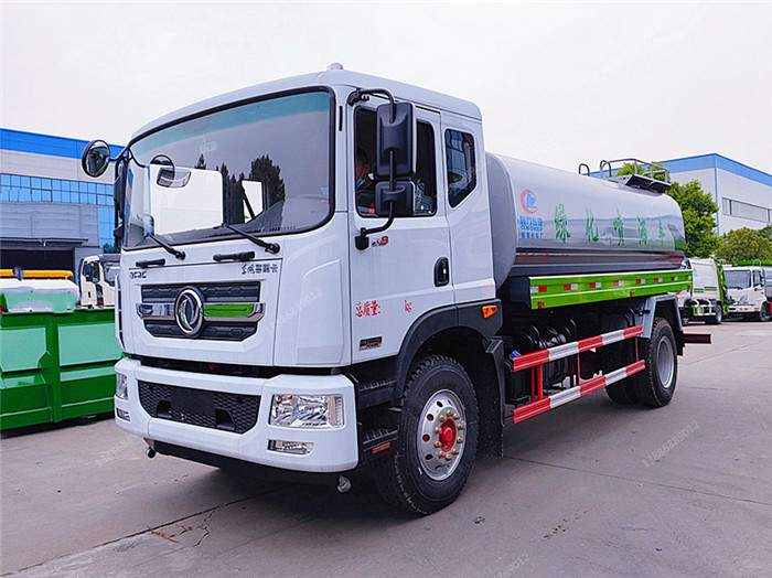 15噸灑水車(chē)